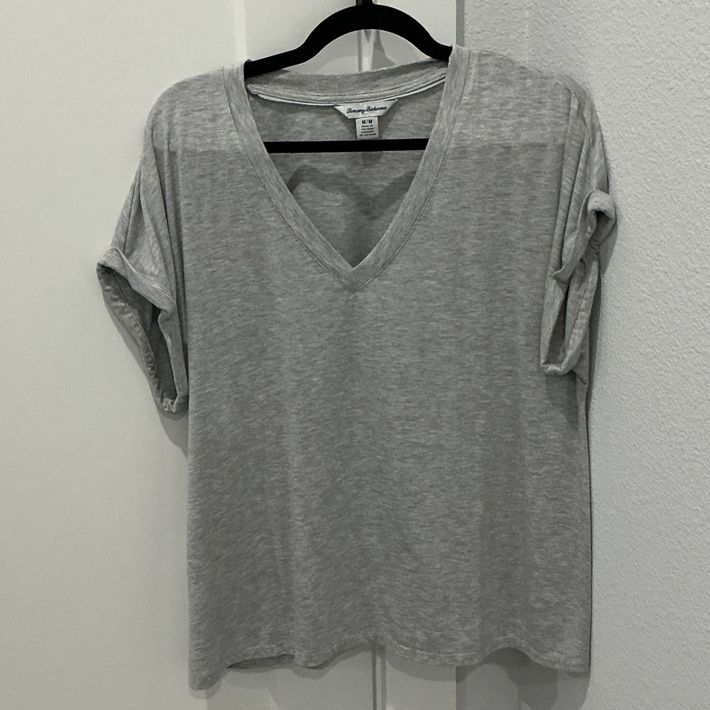 Tommy Bahama Light Gray V-Neck Short Sleeve Tee